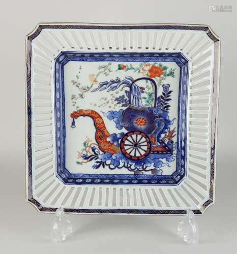 Japanese Imari bowl