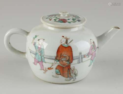 18th century Chinese teapot