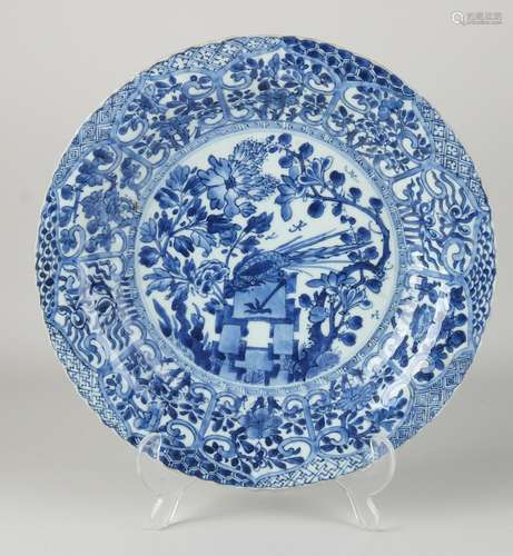 17th - 18th century Chinese Kang Xi dish, Ã˜ 27.5 cm.