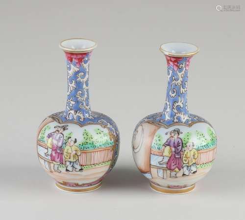 Two Chinese miniature vases