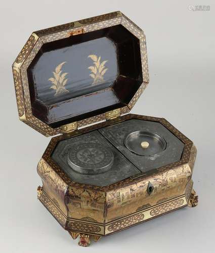 Chinese lacquerware tea box