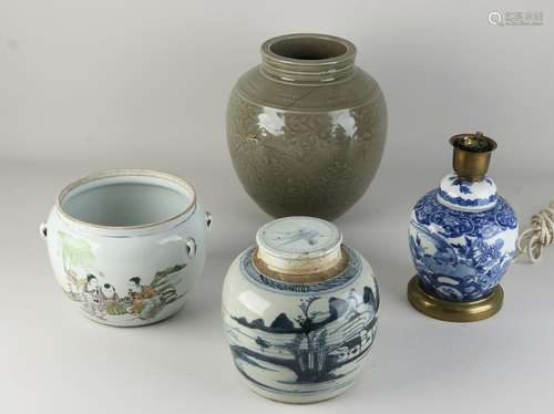 Lot Chinese porcelain (4x)