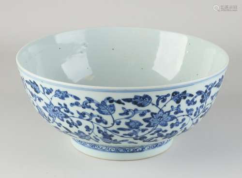 Large Chinese bowl Ã˜ 26.5 cm.