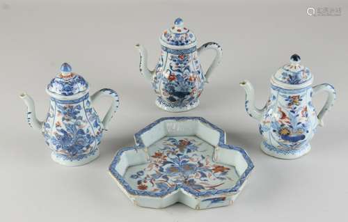 Four-piece Imari oil and vinegar set