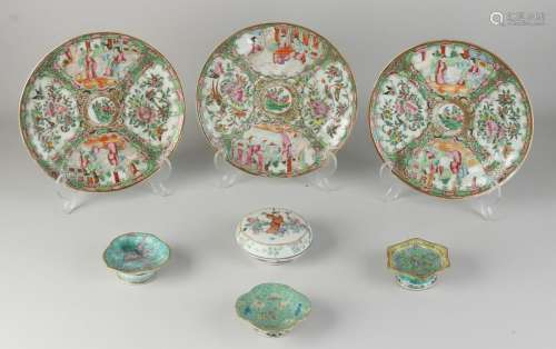 Lot Chinese porcelain (7x)