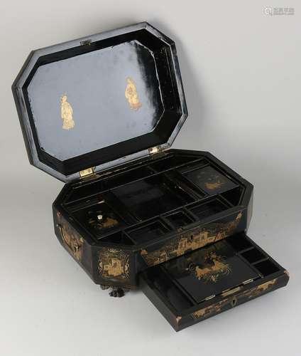 Japanese/Chinese lacquerware rice box