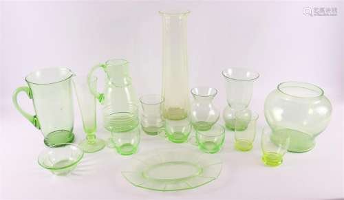 A lot of various so-called Anna green glass, including vases...