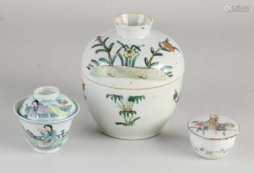 Three parts Chinese porcelain