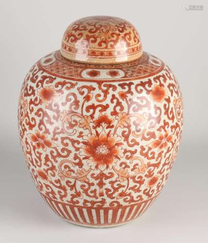 Large antique Chinese ginger jar, H 31 cm.