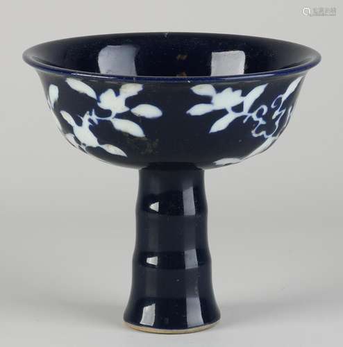 Chinese bowl on a high foot, Ã˜ 14.3 cm.