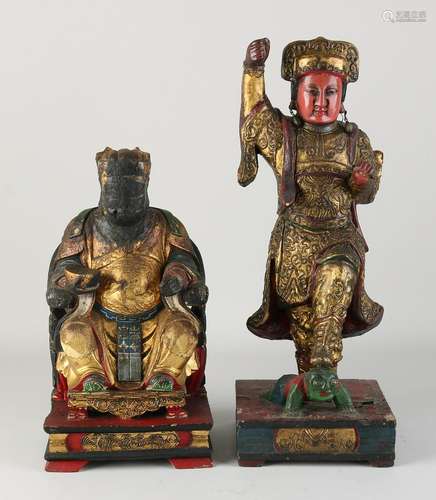 Two Chinese altar figures