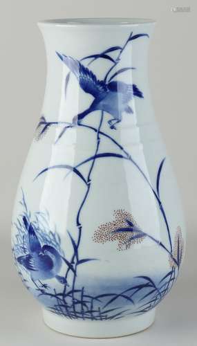 Chinese vase, H 35.5 cm.