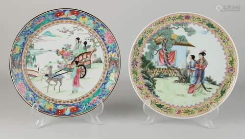 Two old Japanese plates Ã˜ 24 - Ã˜ 24.5 cm.