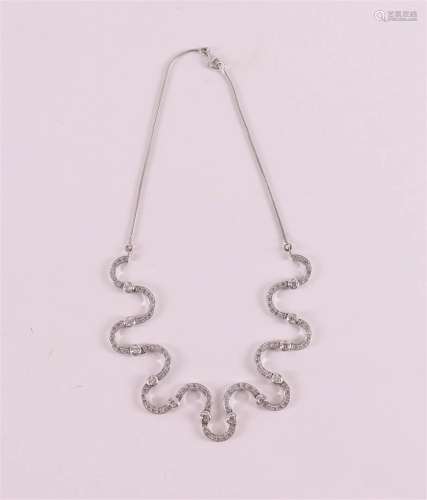 A 1st grade 925/1000 silver choker with zirconias