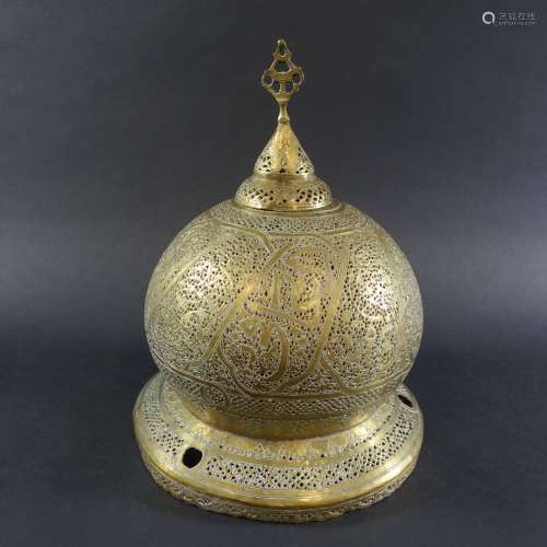 PROCHE-ORIENT, fin XIX's : Corps de lampe de mosquée en lait...