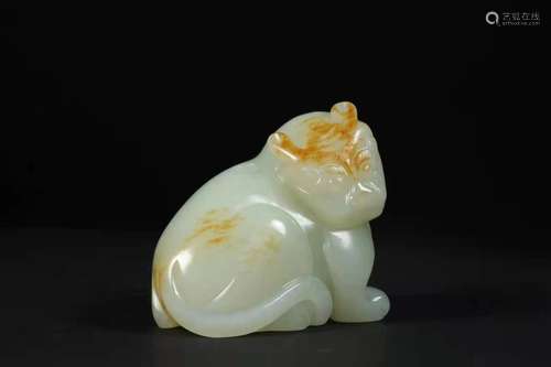 Tang Dynasty Hetian jade 
jade beast