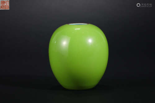Qing Dynasty apple green washed