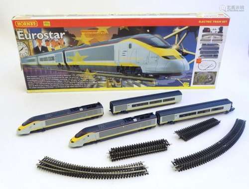 Toys: A Hornby electric OO gauge Eurostar train set, compris...