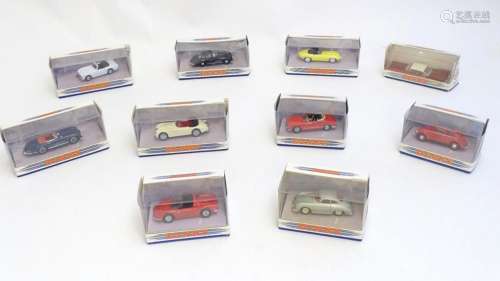 Toys: A quantity of Matchbox die cast scale model cars / veh...