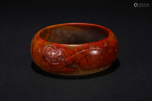 Han Dynasty animal pattern agate bracelet