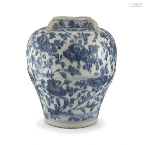 An Annamese blue and white jar, late 15th/early 16th century