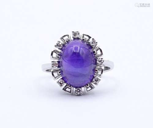 WG Ring 0.585 mit 8 Diamanten und Amethyst Cabochon, 5,0 g