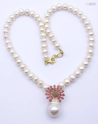 Perlen Halskette mit Anhänger ,Silber 0.925 vergoldet,Rubine...