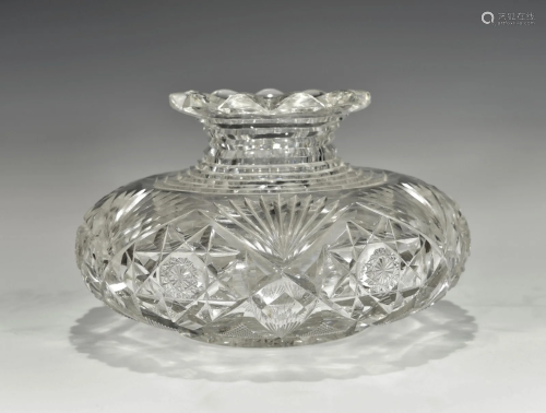 A LARGE 19TH CENTURY HAND CUT CRYSTAL VASE