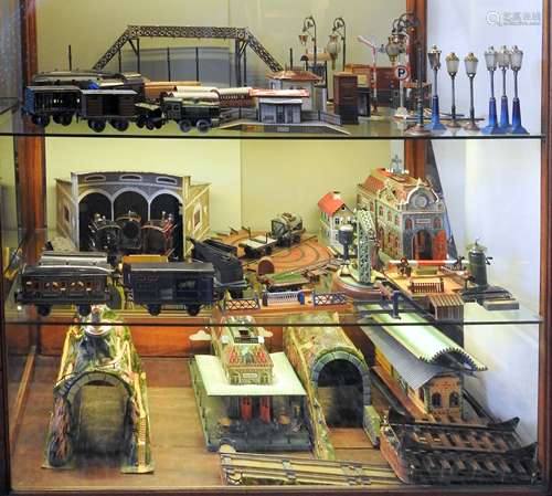 Umfangreiche Sammlung einer historischen Modelleisenbahn