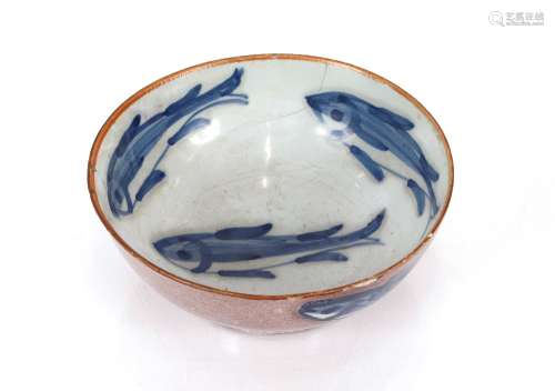 A Lambeth pottery 1770-80, fish decorated bowl, 15cm dia. AF