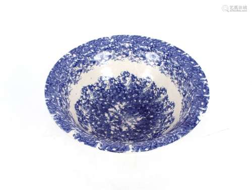 A fine 19th Century blue and white spongeware wash bowl, 33....