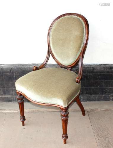 Three Victorian walnut Gillow dining chairs, havin