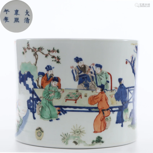 A Famille Verte Figural Sorry Brushpot Qing Dynasty