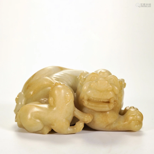 A Carved Creamy Jade Beast Qing Dynasty