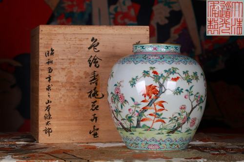 A Famille Rose Floral Jar Qing Dynasty