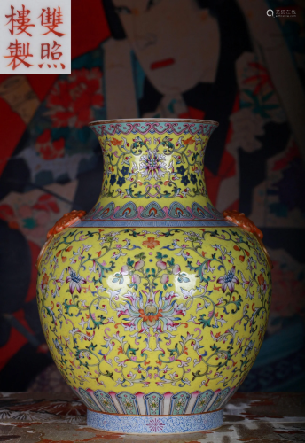 A Famille Rose Zun Vase Qing Dynasty