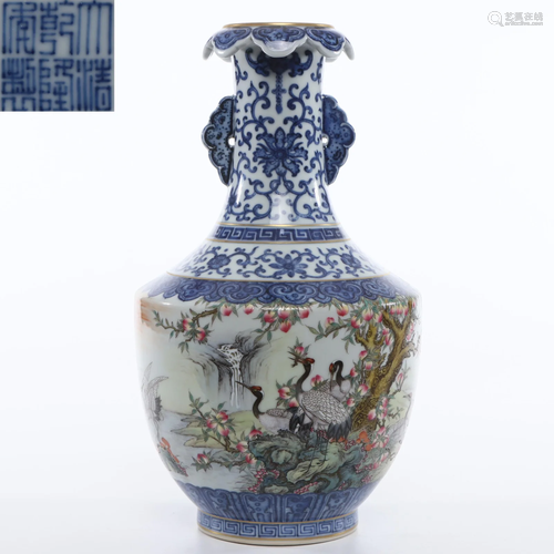 A Famille Rose and Underglaze Blue Vase Qing Dynasty