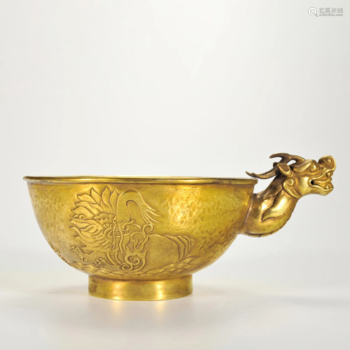 A Gilt-bronze Dragon Handled Bowl Qing Dynasty