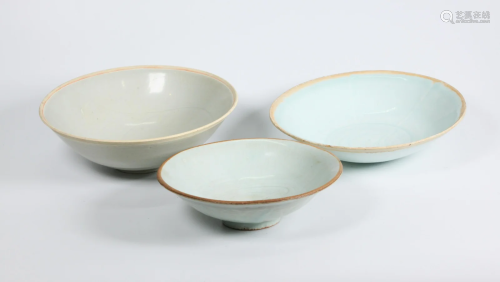 3 Chinese Song Incised Qingbai Porcelain Bowls