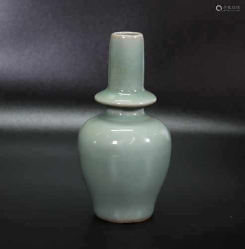 Chinese Celadon Porcelain Buddhist Ritual Urn