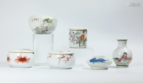 6 Chinese Porcelain Small Pots and a Vase