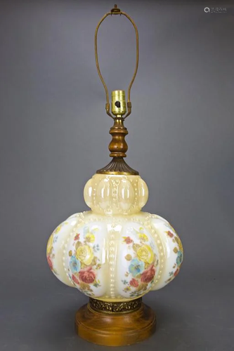 GLASS AND GILTBRONZE LAMP