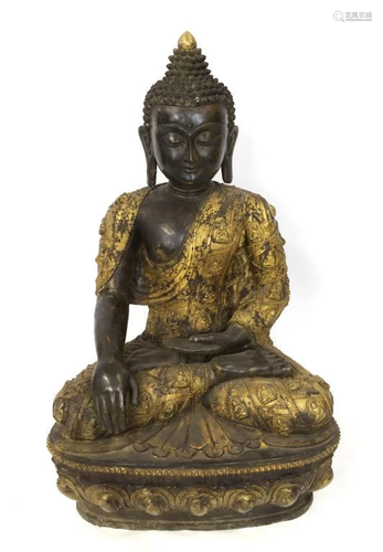 ANTIQUE CHINESE GILT PATINATED BRONZE BUDDHA