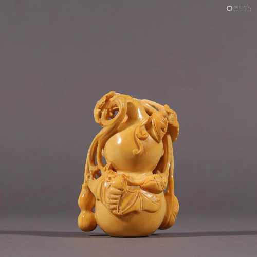 RARE MATERIAL DOUBLE-GOURD CARVING