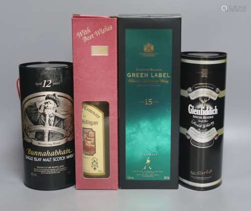 Four assorted malt whiskies: Johnny Walker Green Label, Robe...
