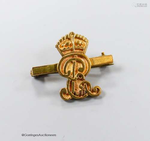 A 9ct commemorative monogram and coronet bar brooch, width 2...