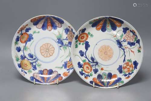 A pair of Japanese Arita dishes, c.1680-1700, ex Bluetts, 19...