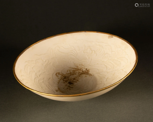 Song Dynasty - Ding Kiln character bowl