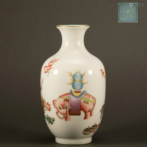 Qing Dynasty - Pastel taiping elephant vase