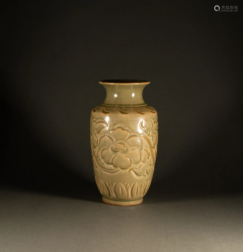 Song Dynasty - celadon vase with flower pattern